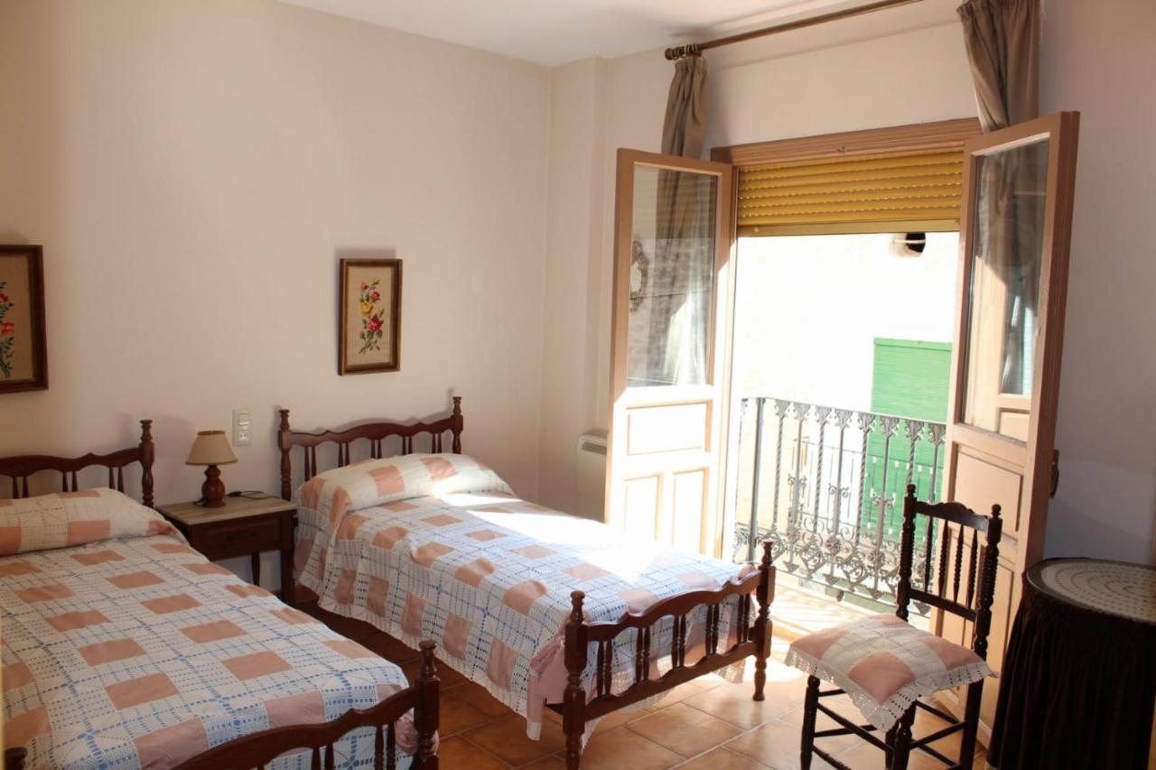 Casa Rural Puerta De La Iglesia Elche de la Sierra Εξωτερικό φωτογραφία