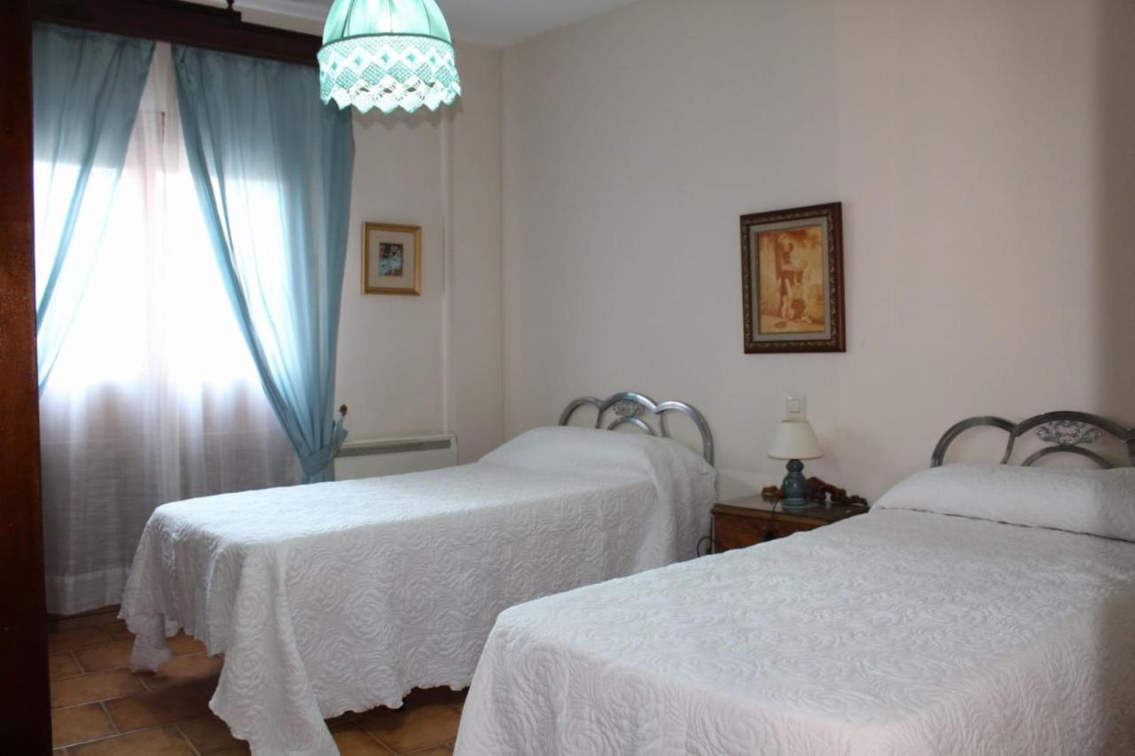 Casa Rural Puerta De La Iglesia Elche de la Sierra Εξωτερικό φωτογραφία