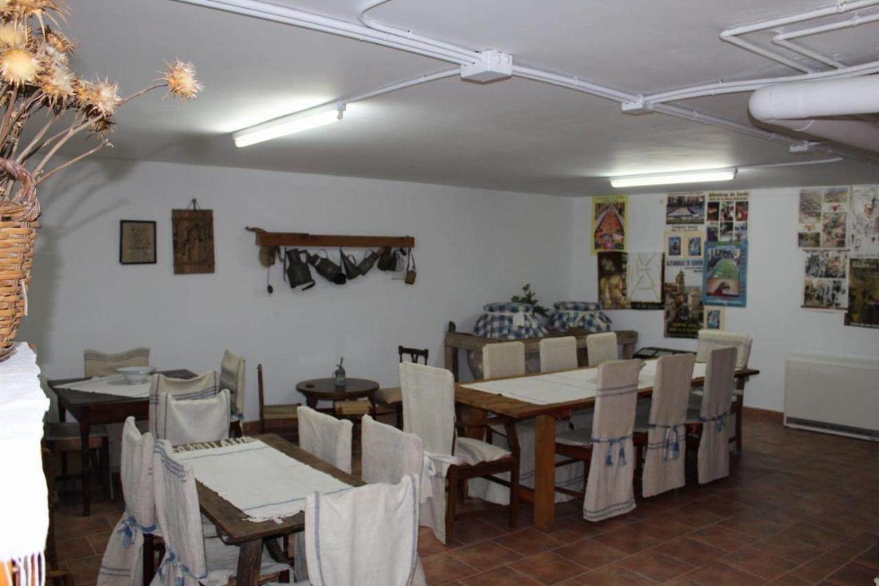 Casa Rural Puerta De La Iglesia Elche de la Sierra Εξωτερικό φωτογραφία